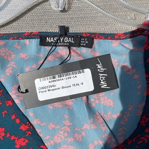 Nasty Gal Collection shirt - Picture 3 of 4